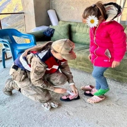 Siirt Jandarmasından Öğrencilere Anlamlı Destek